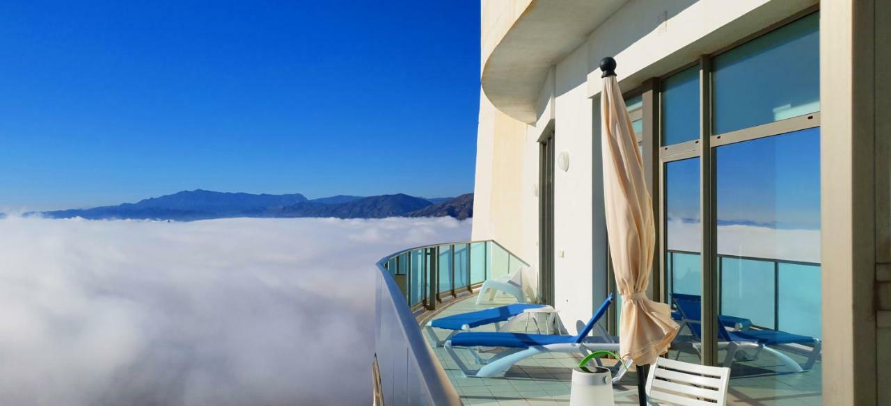 Deluxe Penthouse On The 42Nd Floor With Amazing Sea Views Apartamento Benidorm Exterior foto